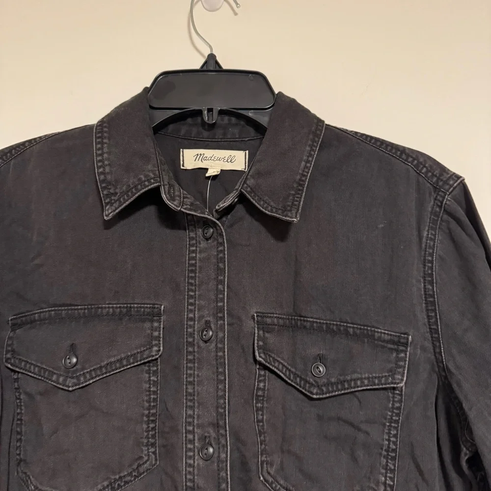 Madewell Lived In Washed Black Button Down Shirt - Picture 4 of 9